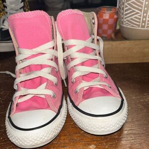 Pink hightop converse size 1